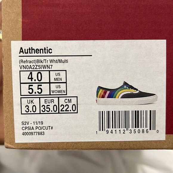 NIB - Vans - 5.5 - Picture 6 of 6